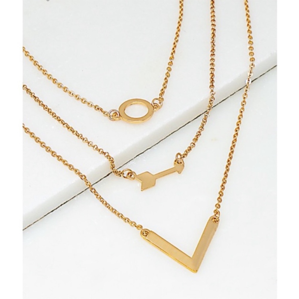 Gold Layered Circle Arrowhead Chevron Necklace - Picture 2 of 3